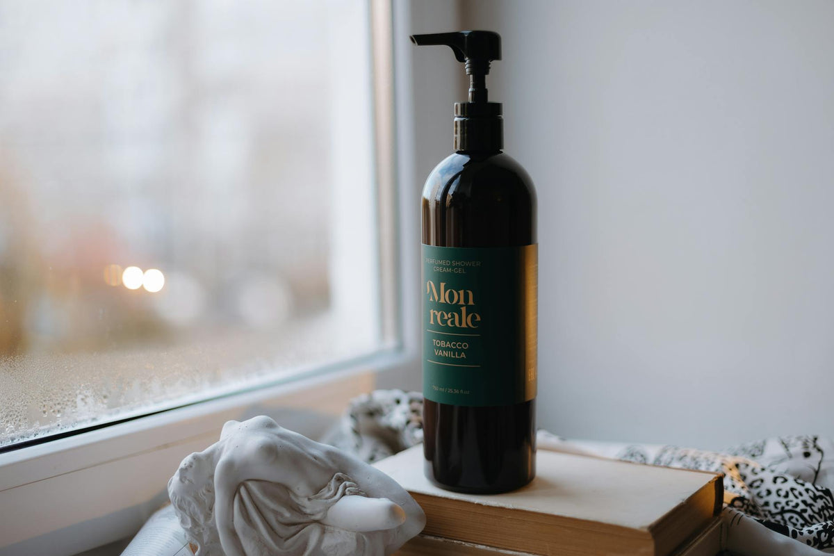 Maison crivelli santal volcanique   perfume house