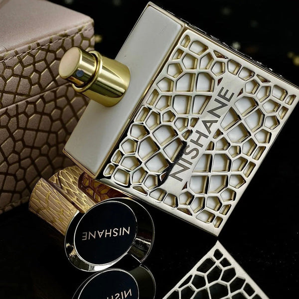Nishane Hacivat Oud Extrait de Parfum 50ml luxury oud woody niche fragrance bottle