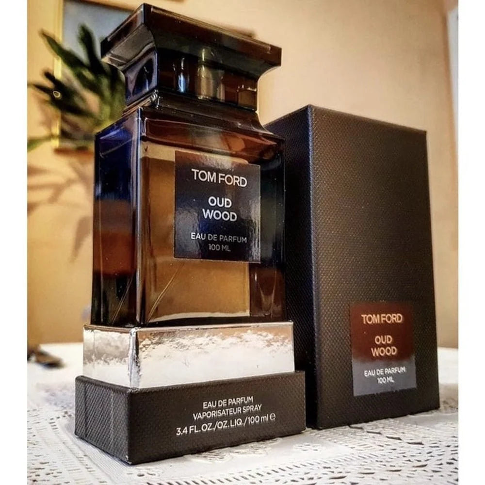 Tom ford oud wood eau de parfum 100ml